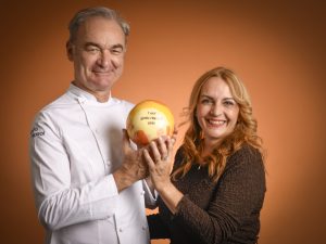 Comerenlanzarote.es Orlando Ortega y Sandra Guadalupe con su primer Sol Repsol